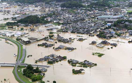 Operações de resgate no leste do Japão continuam após chuvas